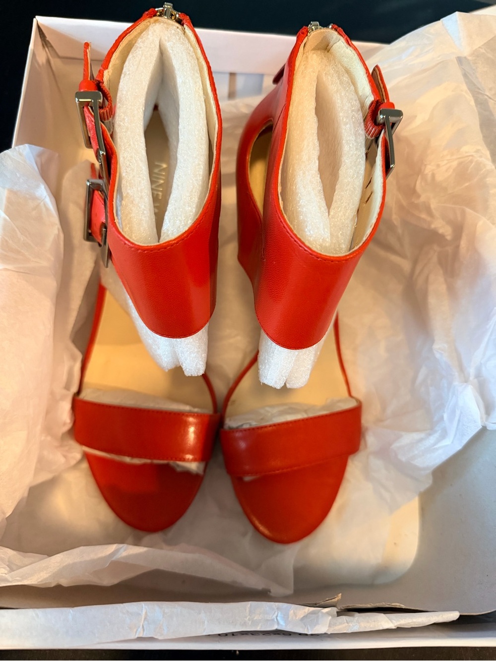New in box / Nine West Orange Strappy High Heel Sandals